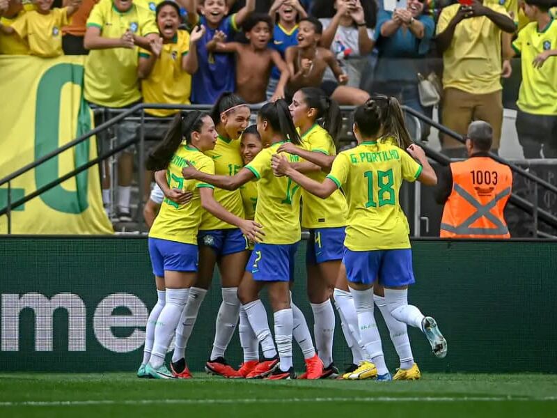 Fifa assina acordo com Netflix para passar os jogos da Copa feminina em 2027 e 2031